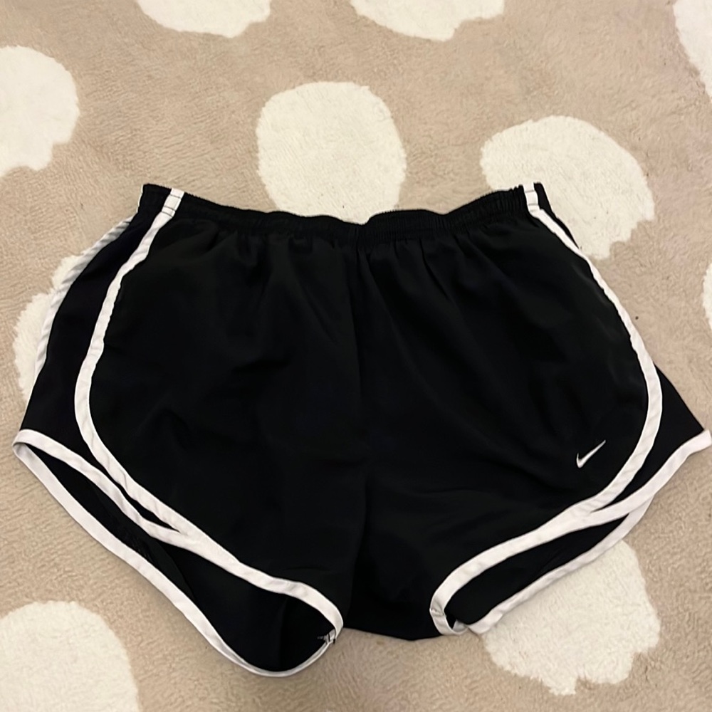 Black Nike shorts